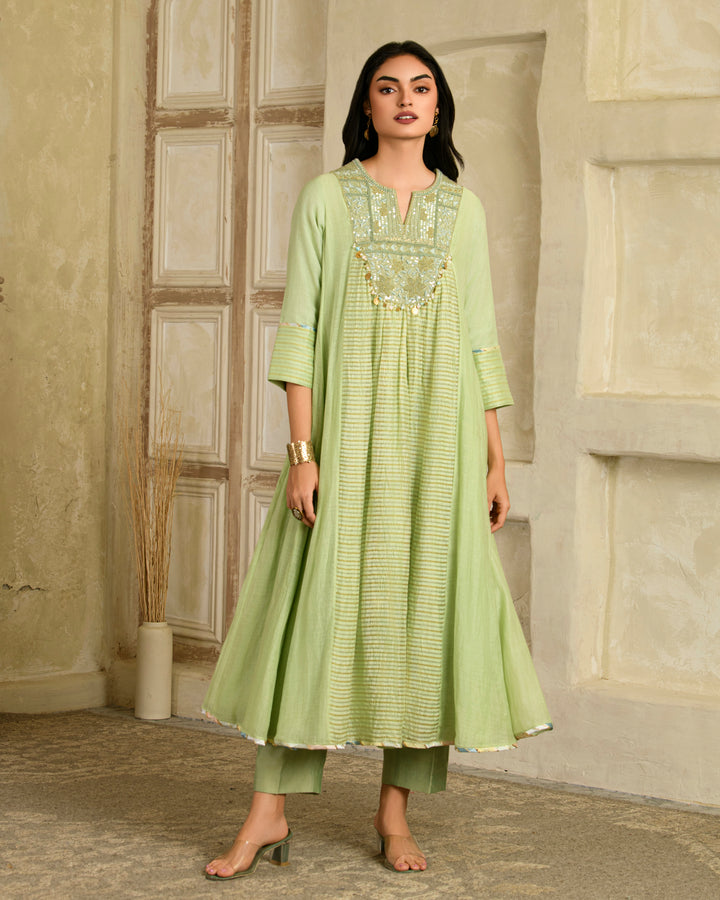 aarzoo anarkali set-pista green