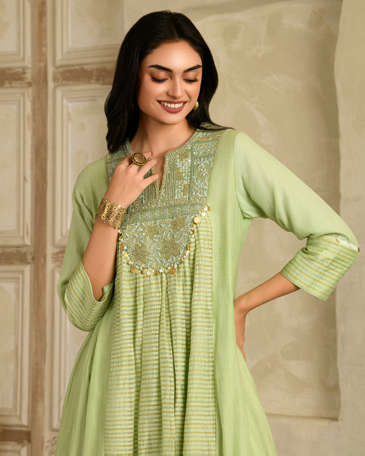 aarzoo anarkali set-pista green
