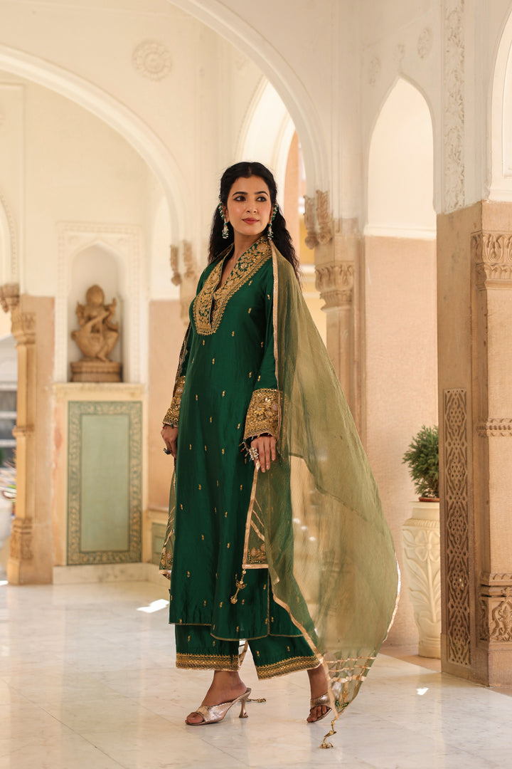 riwayat stand collar kurta set
