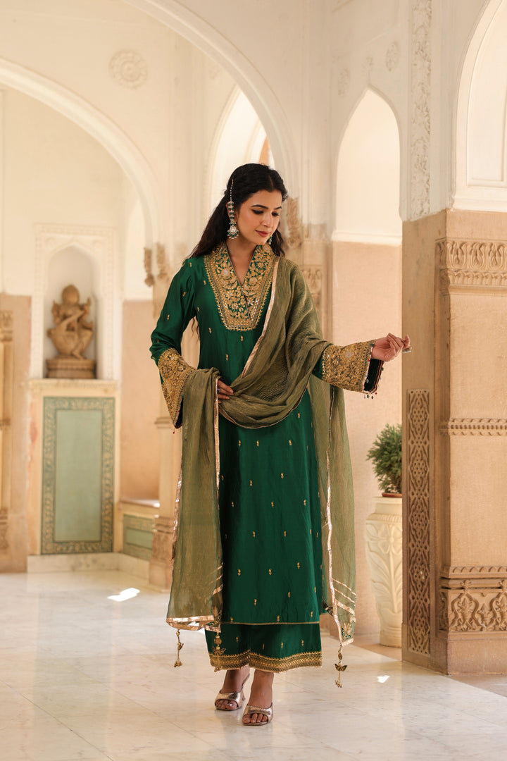 riwayat stand collar kurta set