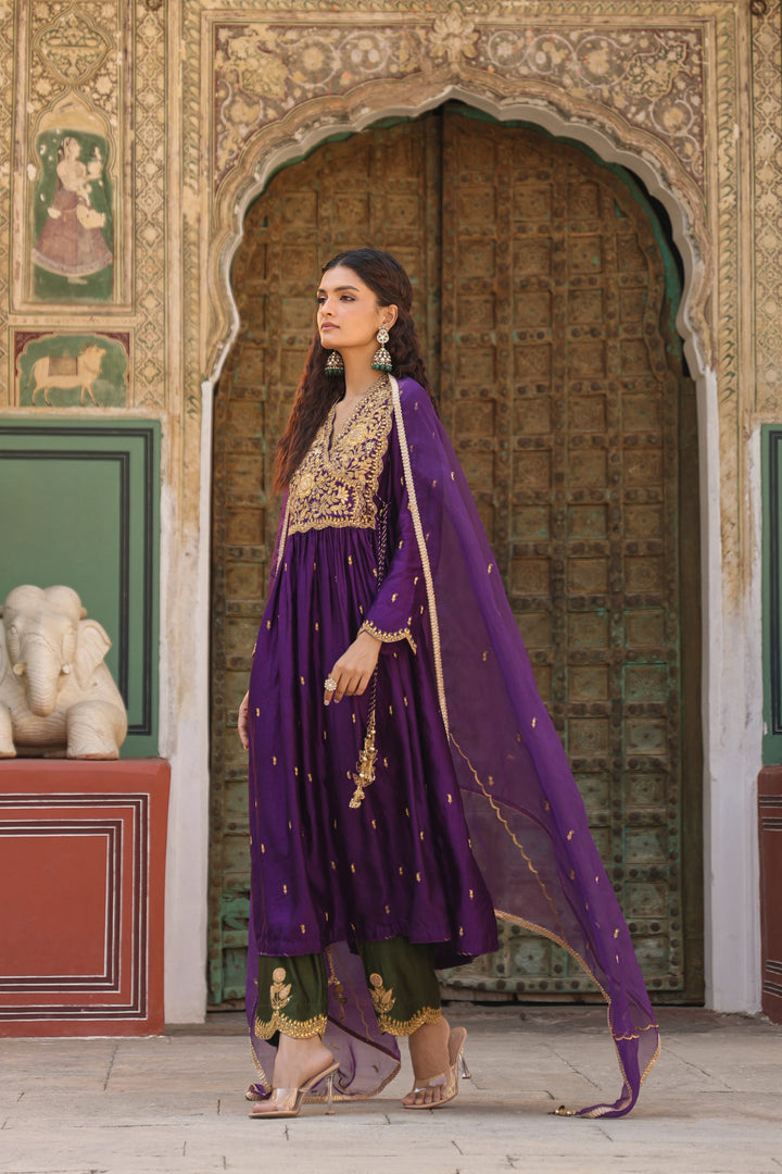 riwayat overlap frockstyle kurta set