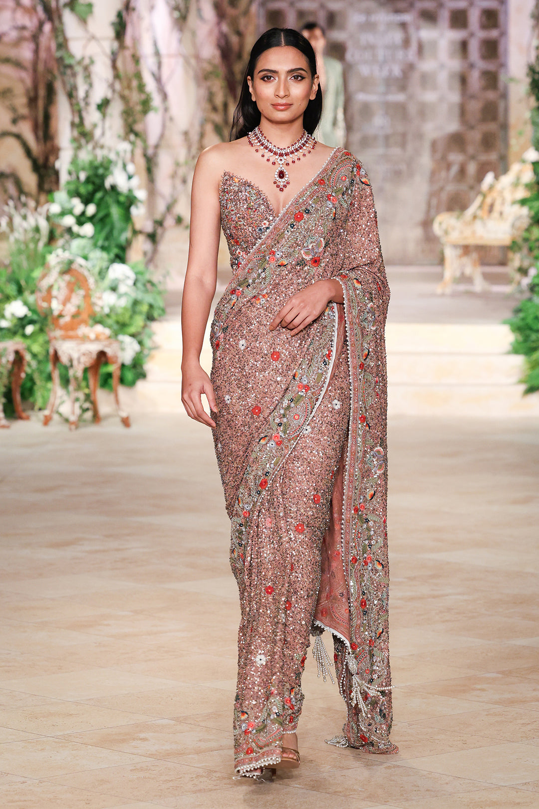 NYRA SAREE