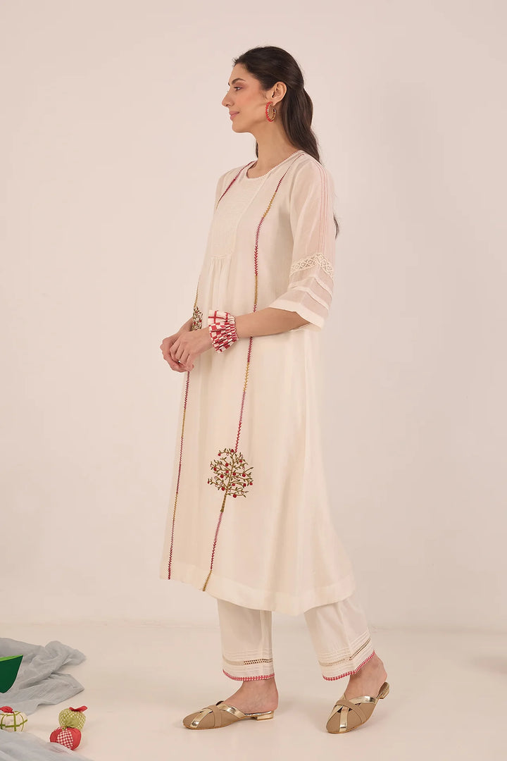 Khubani: Cotton Silk Embroidered Kurta Set - Ivory