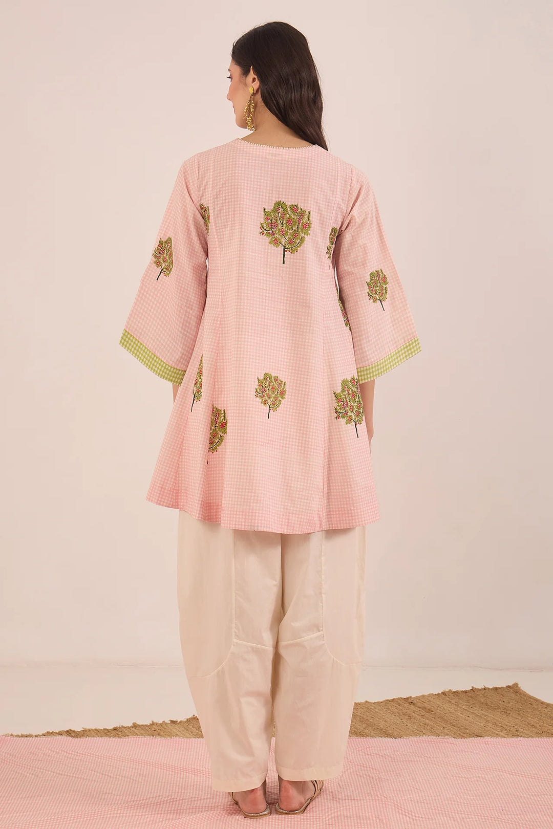Cotton Check Apple Tree V-neck Top With Boat Pants Coord Set - Pink