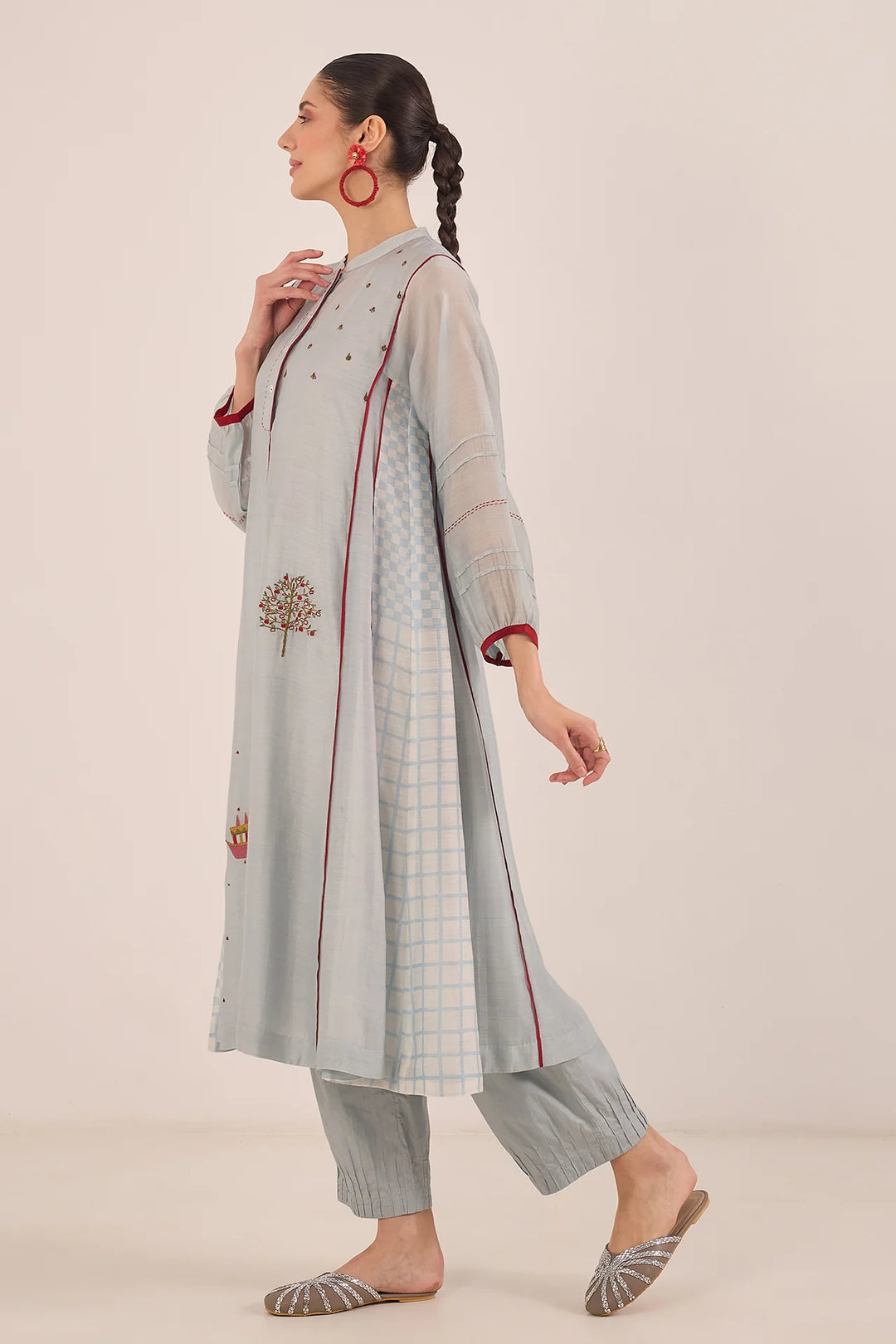 Firdaus: Chanderi Side Check Kali Embroidered Kurta Set Powder Blue and Red