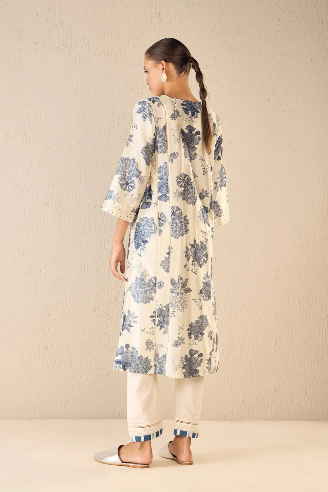 Floral Fantasy: Blue Floral Choga Set
