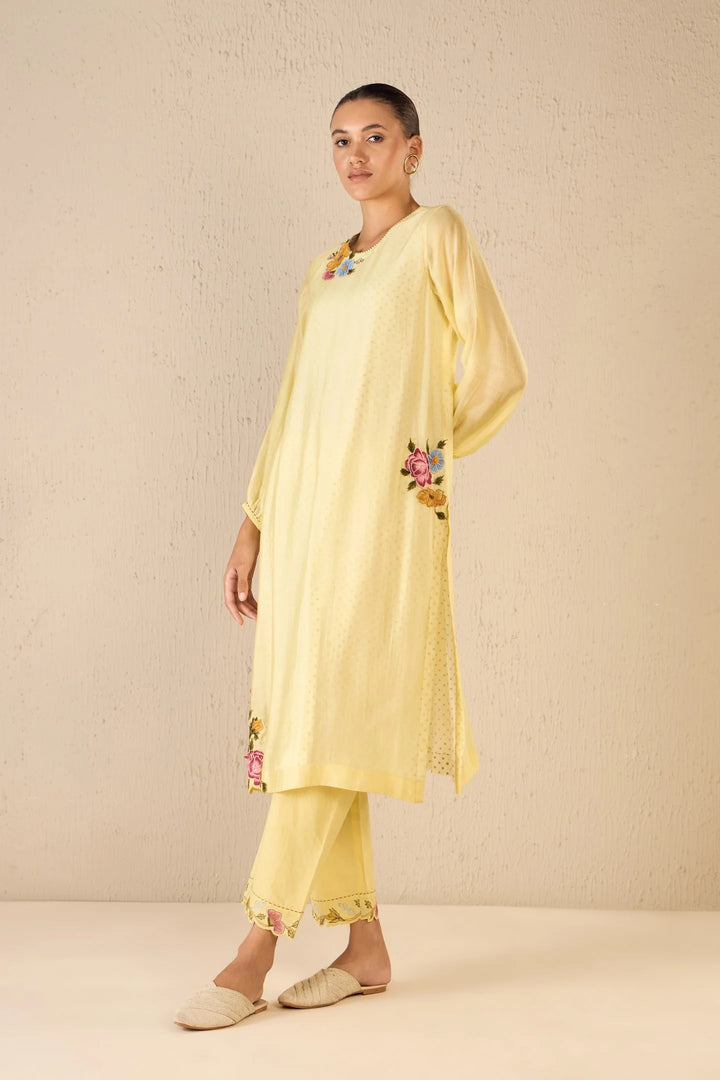 Garden Glory: Yellow Applique Floral Bunch Kurta Set