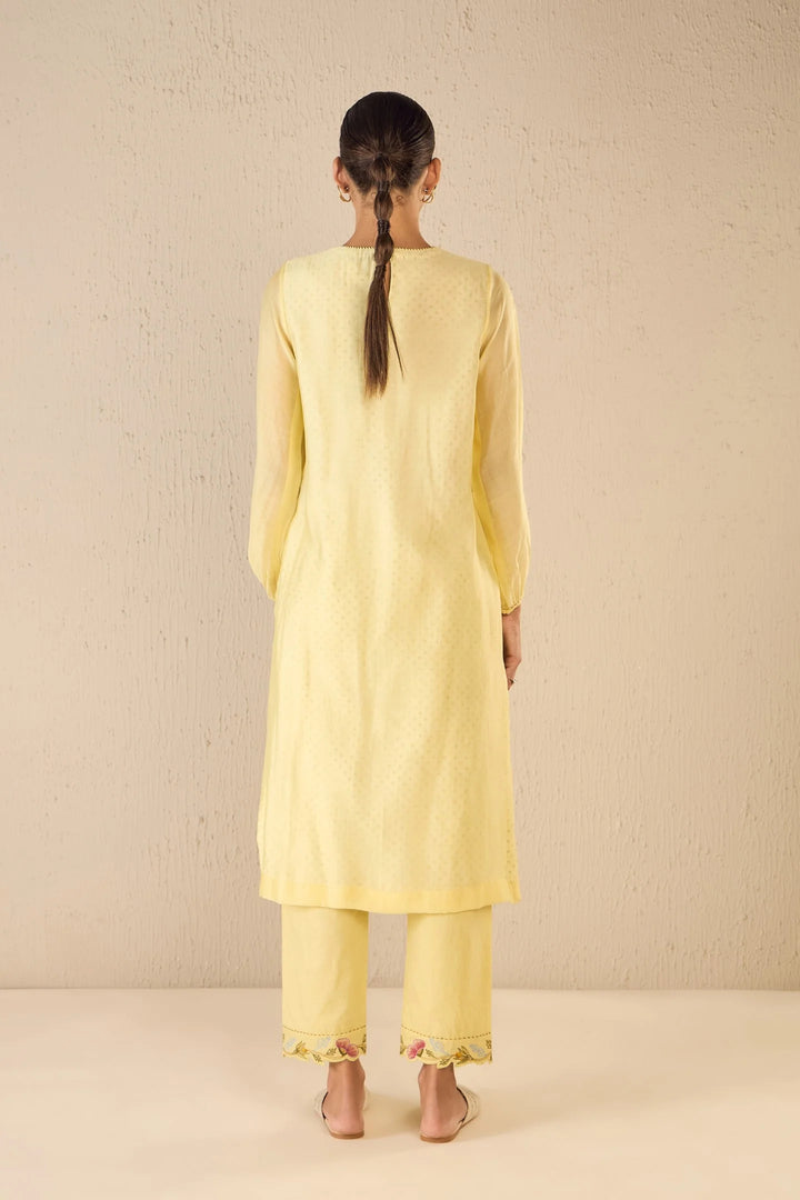 Garden Glory: Yellow Applique Floral Bunch Kurta Set