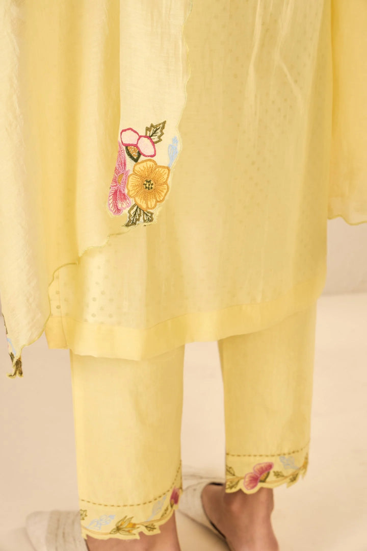 Garden Glory: Yellow Applique Floral Bunch Kurta Set