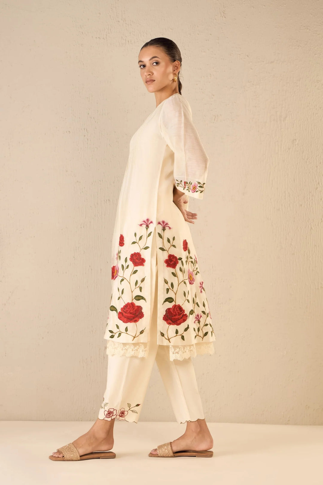 Gardenia Charm: Ivory Floral Embroidery Jaal Kurta Set