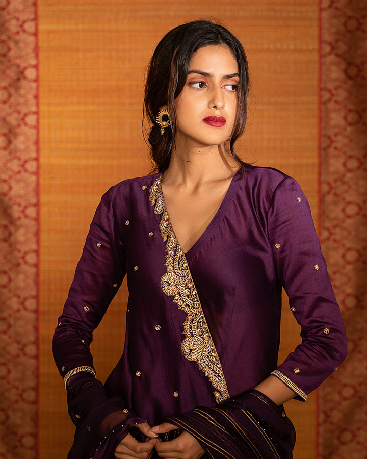 varna hand embroidered crossover kurta set