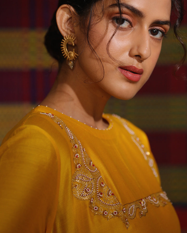 haldi yoke outline hand embroidered kurta set