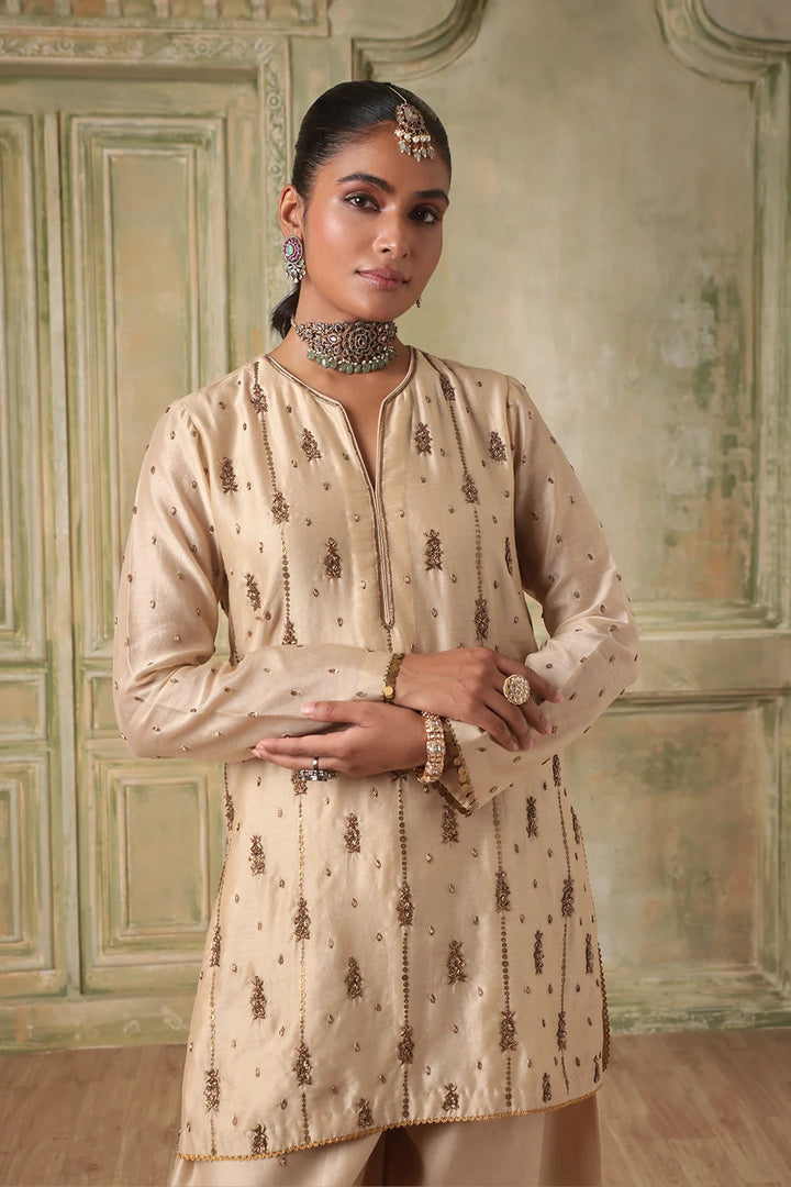 Zar-Rang Ivory Buti Kurta Set