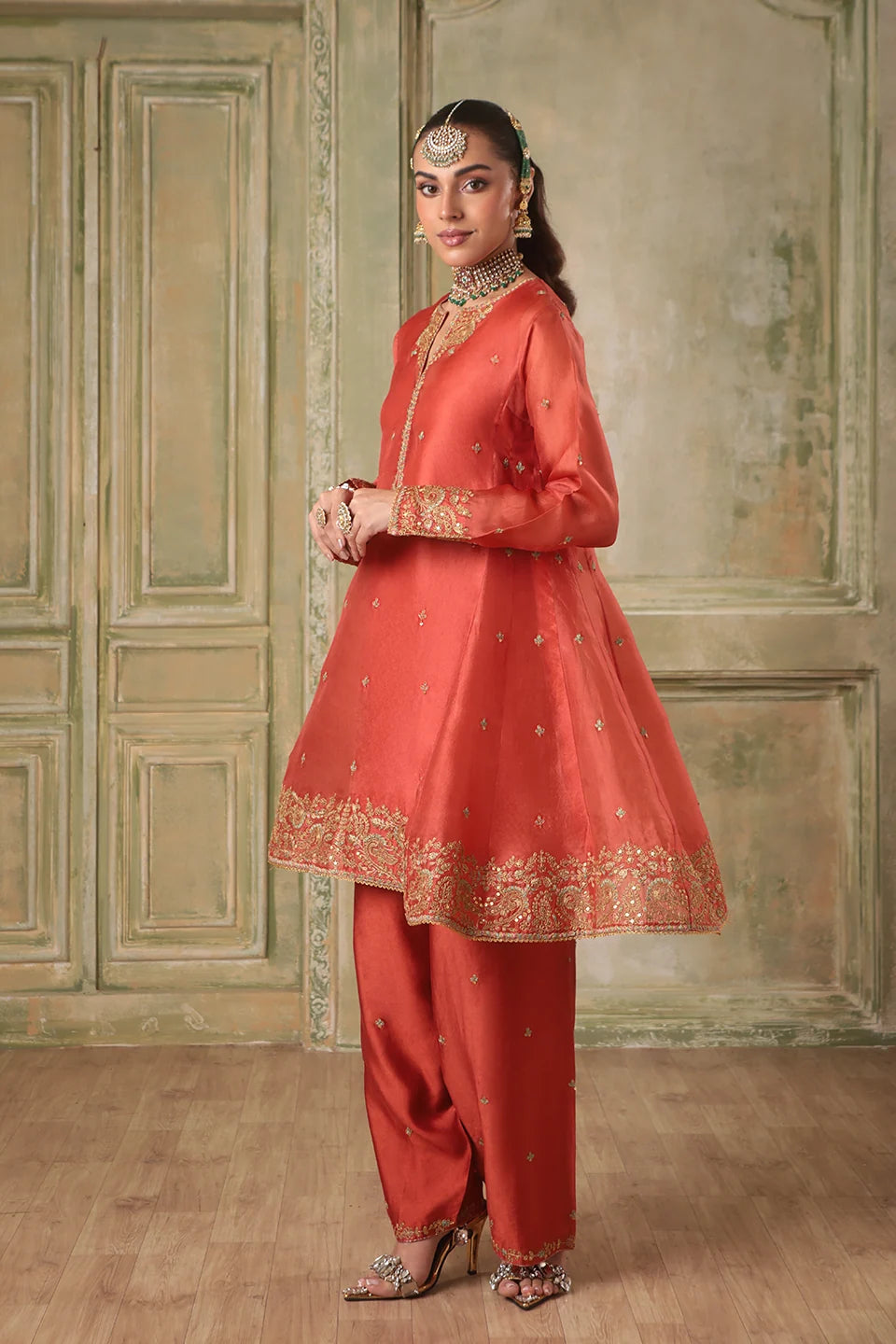 Zar-Rang Orange Short Pheran Kurta Set