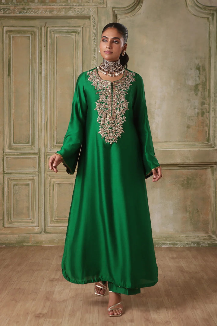 Zar-Rang Green Heavy Neck Kurta Set