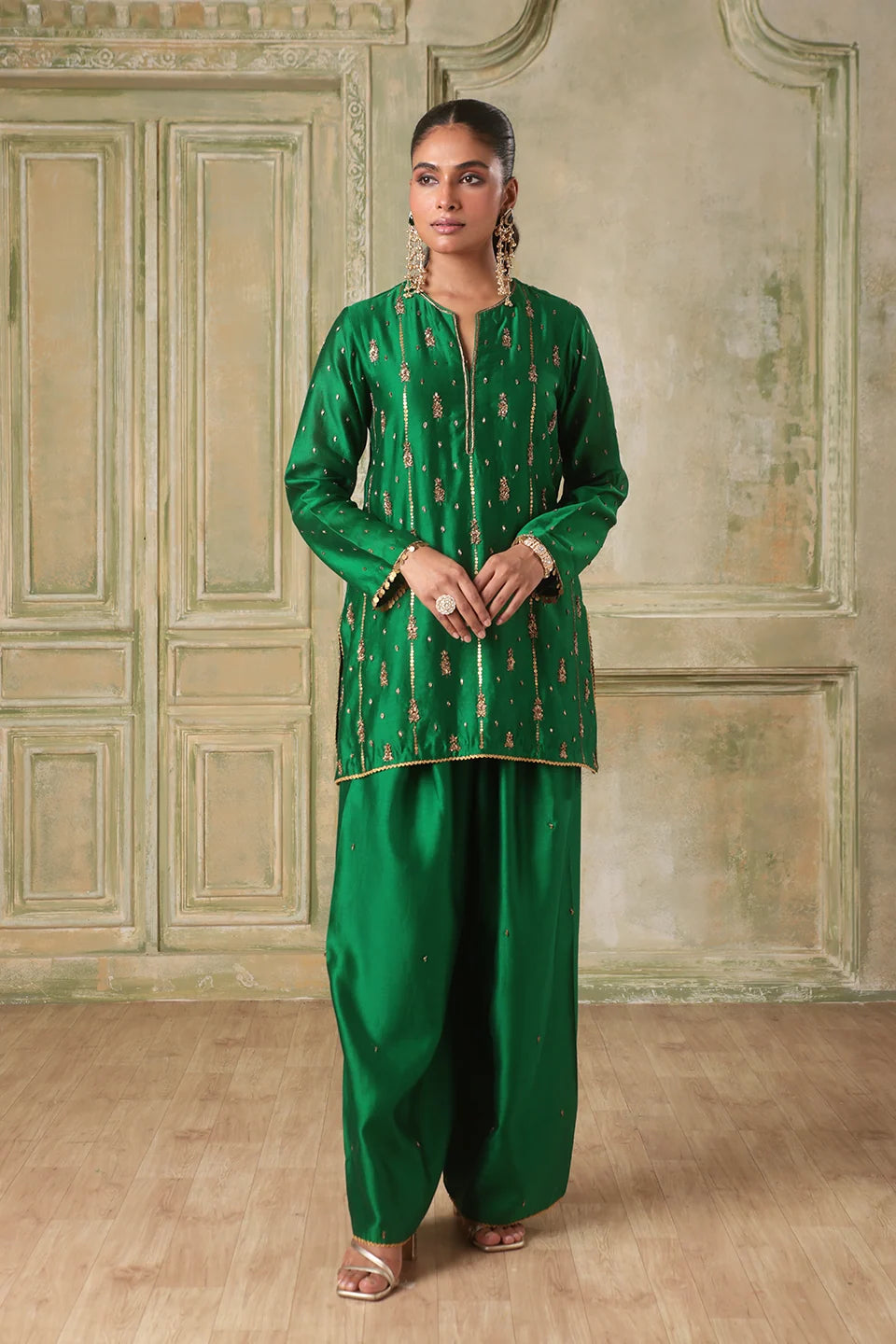Zar-Rang Green Short Buti Kurta Set