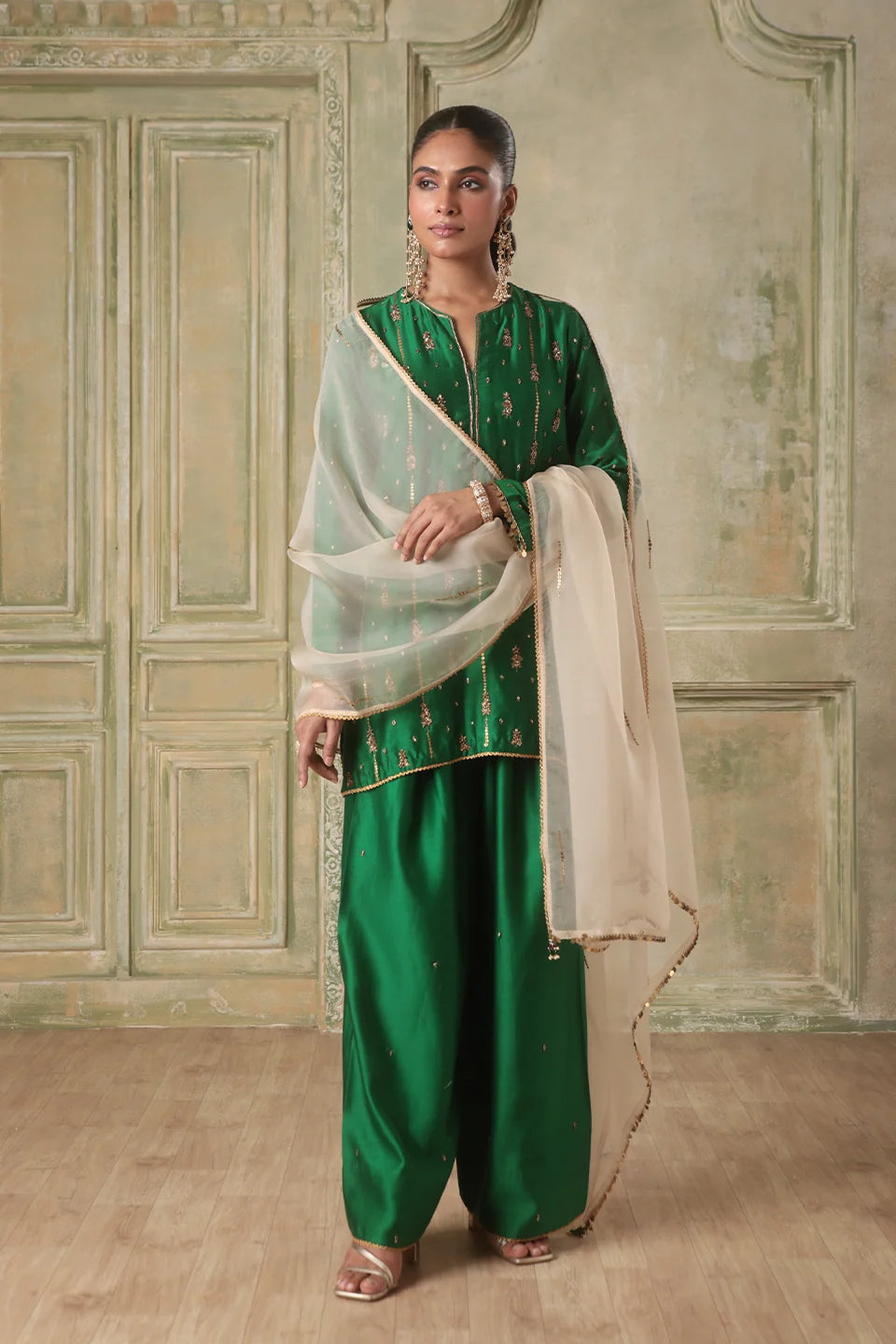 Zar-Rang Green Short Buti Kurta Set