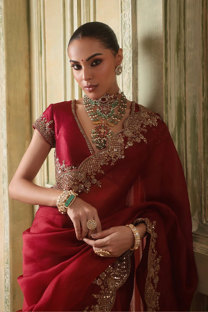 Zar-Rang Maroon Scallop Border Saree Set