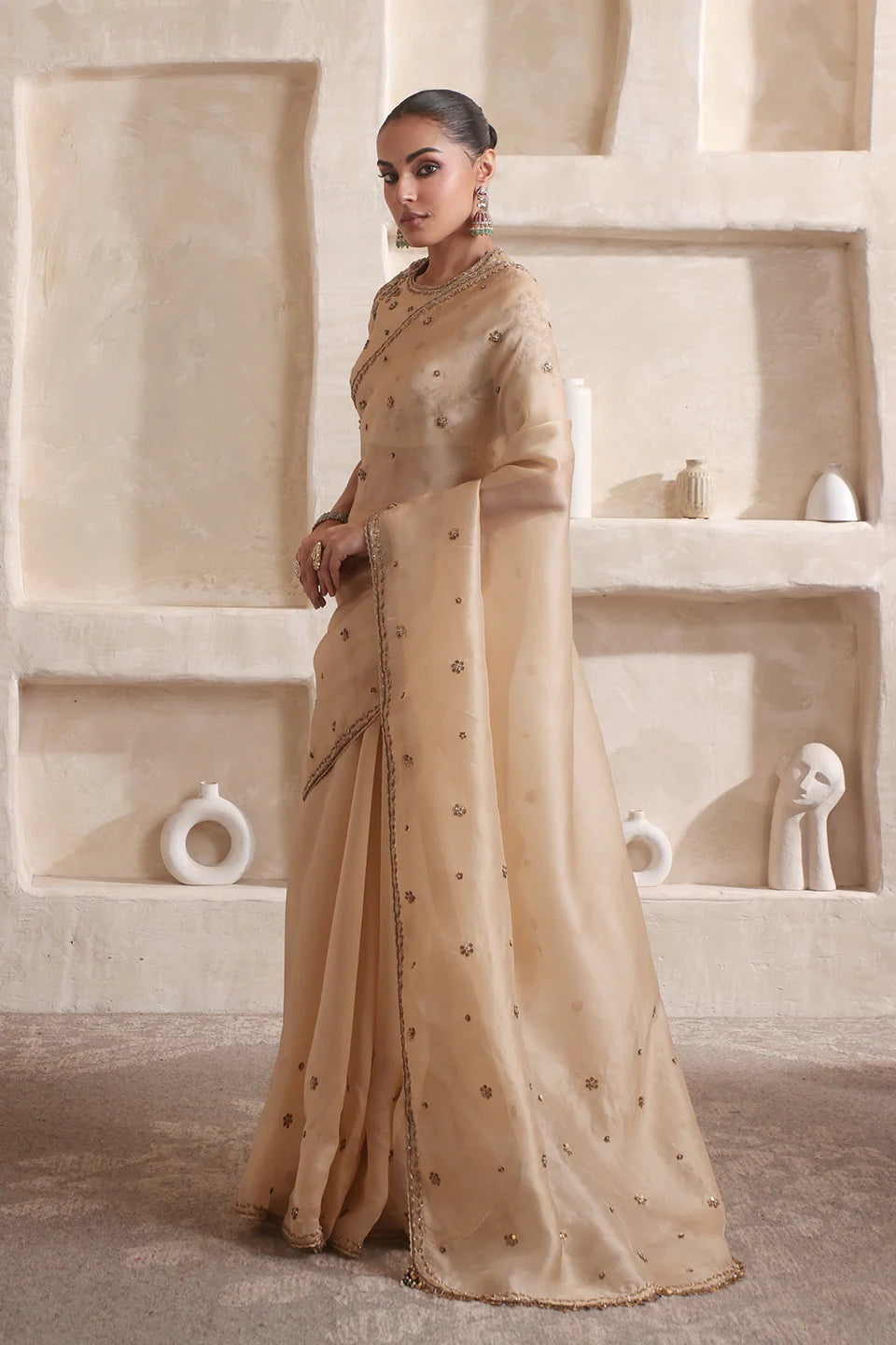 Zar-Rang Ivory Buti Saree Set
