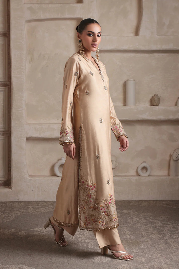 Zar-Rang Ivory Farshi Kurta Set