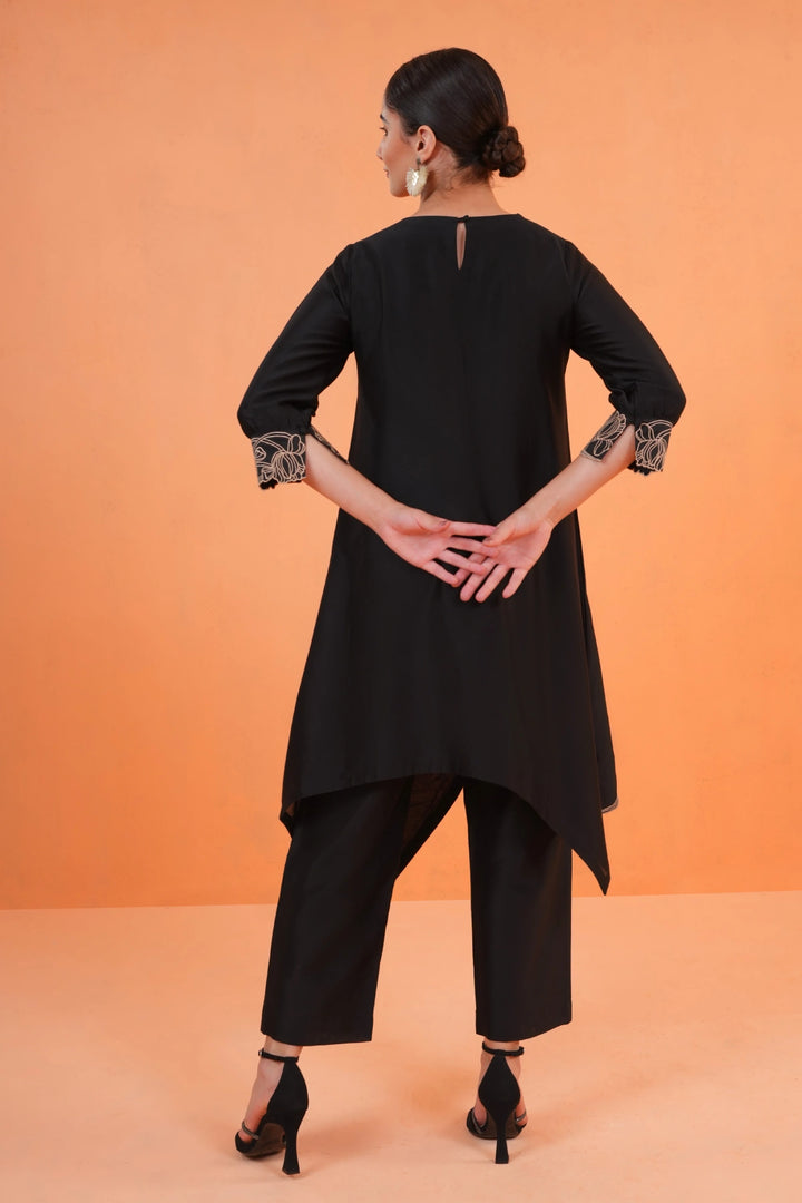 Origani Black Oasis Tunic Set