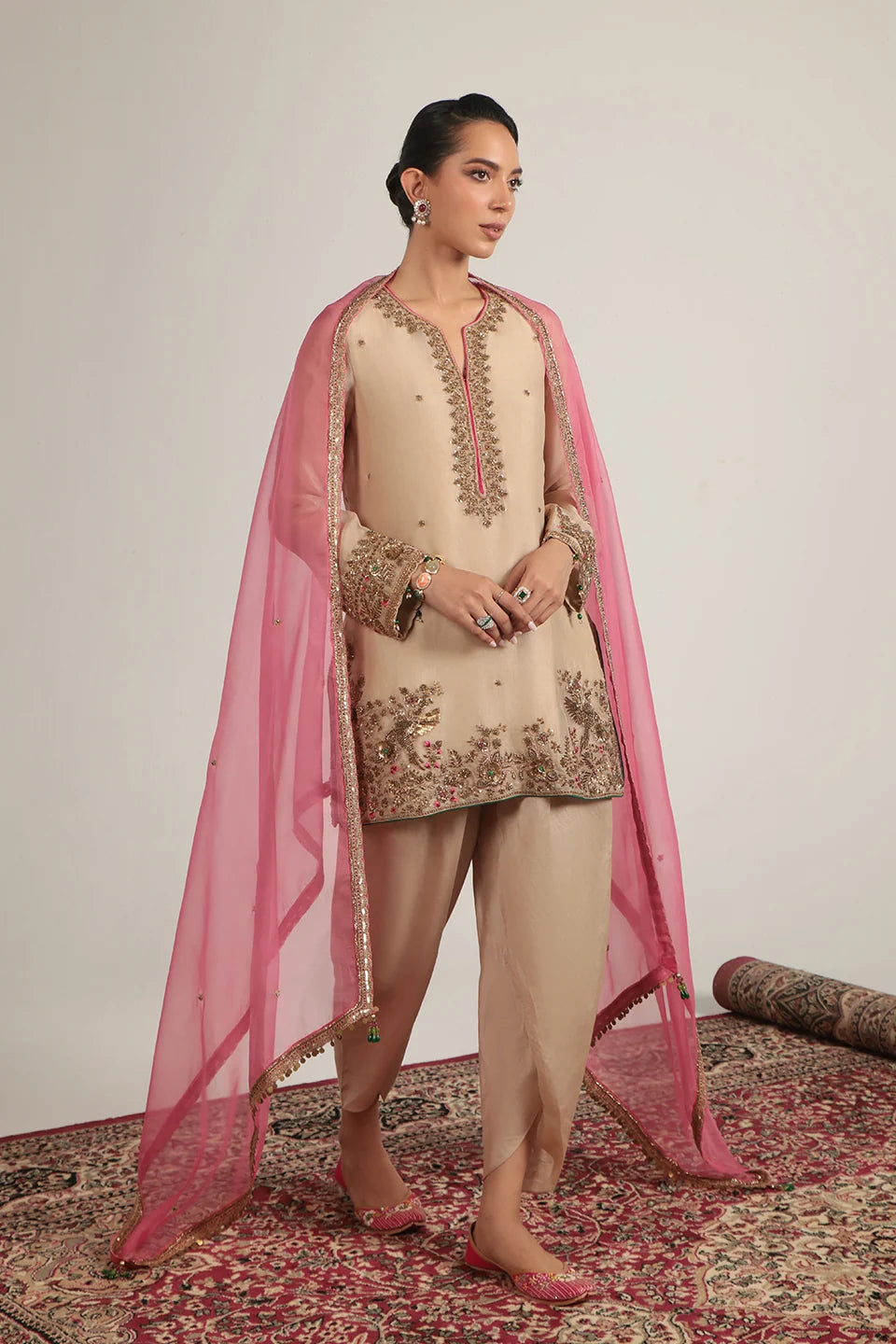 Zar-Rang Ivory Heavy Short Kurta Set