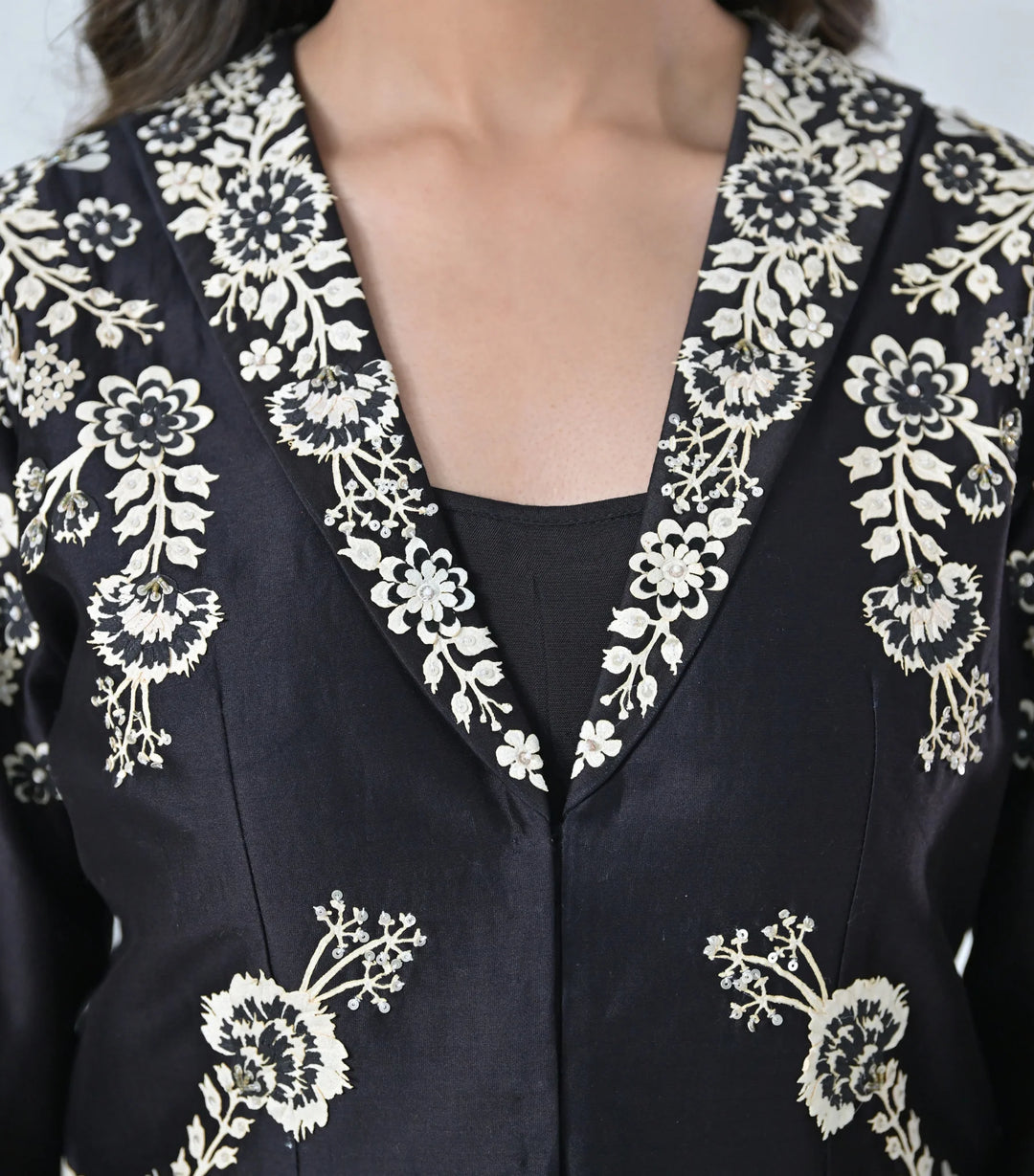 Monochrome Phool-Patti Jacket And Pleated Skirt Set