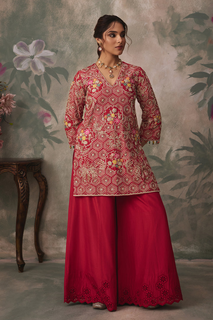 Tasveer Kurta Set