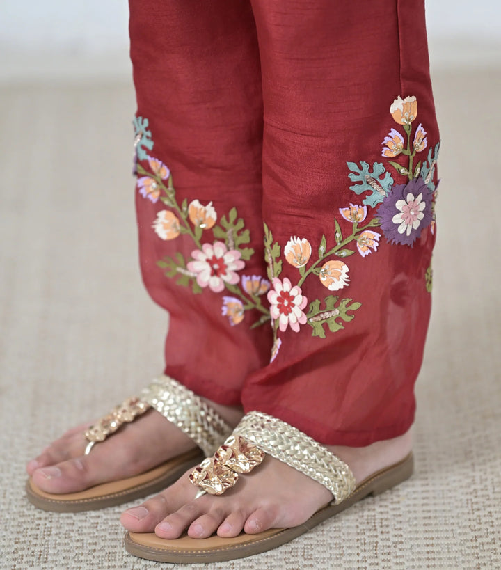 Phool-Patti Tunic Set With Embroidered Pants