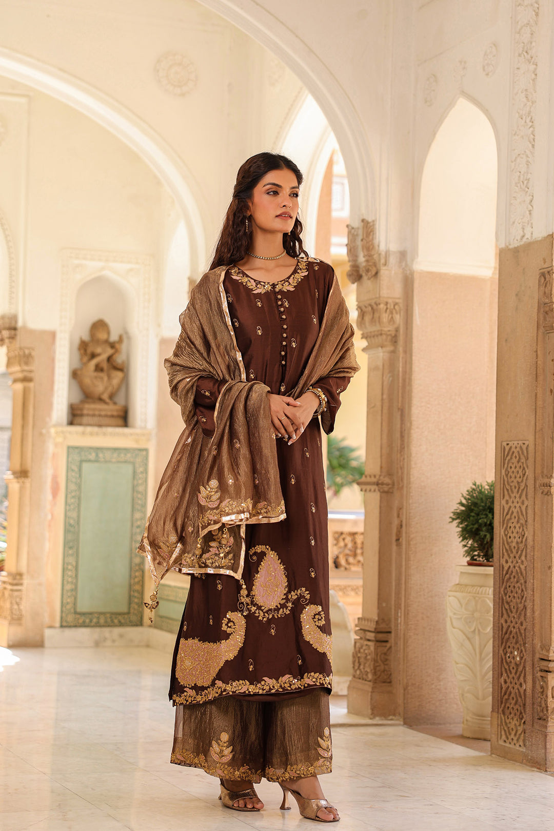 riwayat applique long kurta set