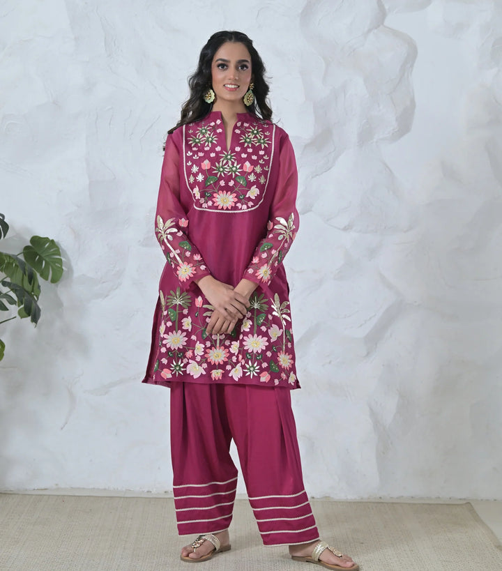 Pichwai Tunic & Farsi Pant Set