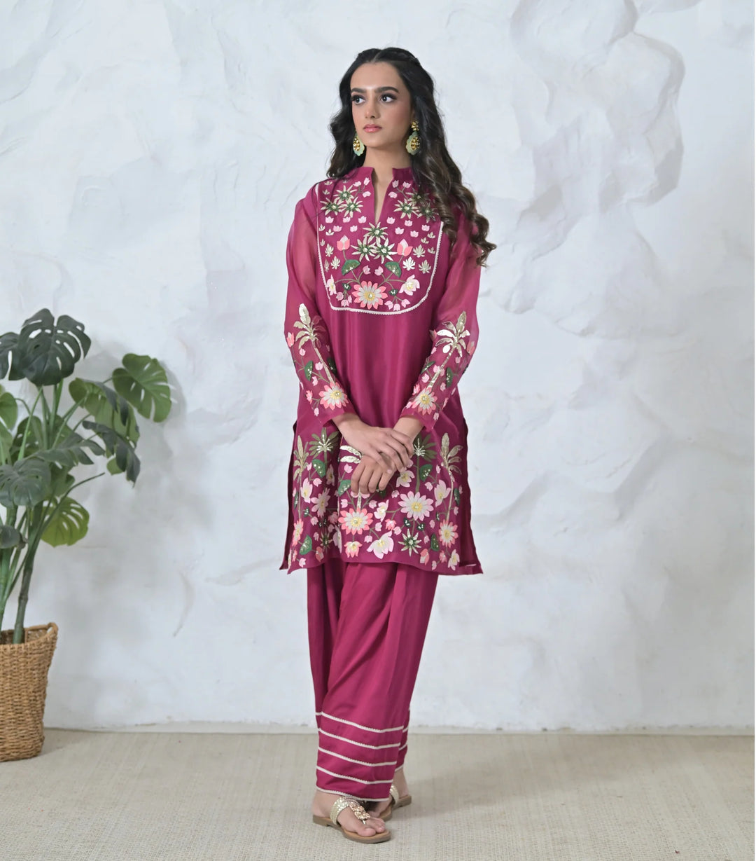 Pichwai Tunic & Farsi Pant Set