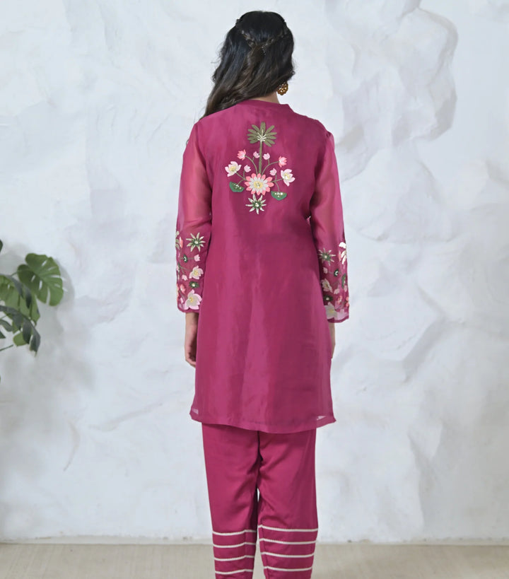 Pichwai Tunic & Farsi Pant Set