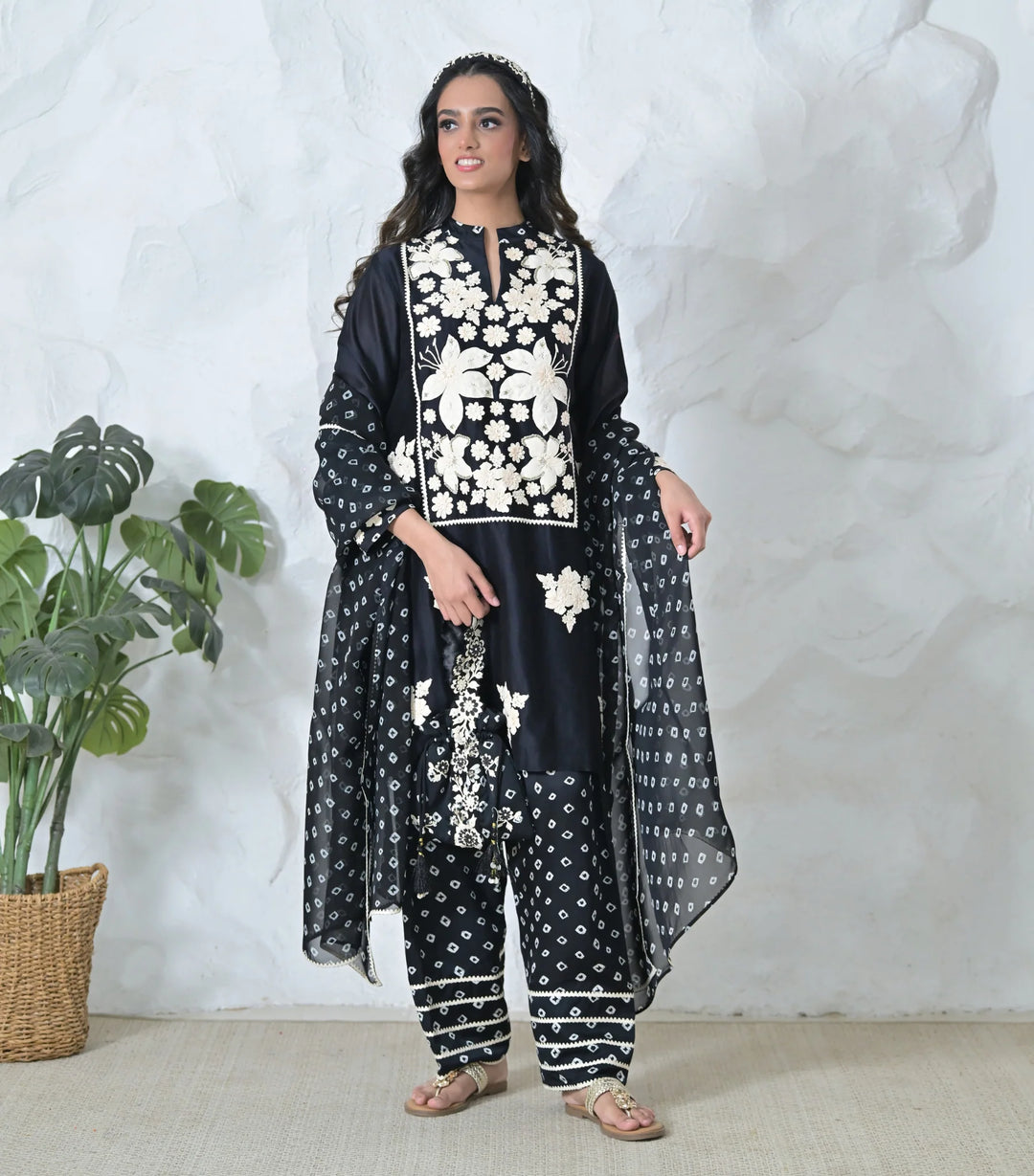 Ivory Garden Tunic & Farsi Pant Set With Bandhani Dupatta