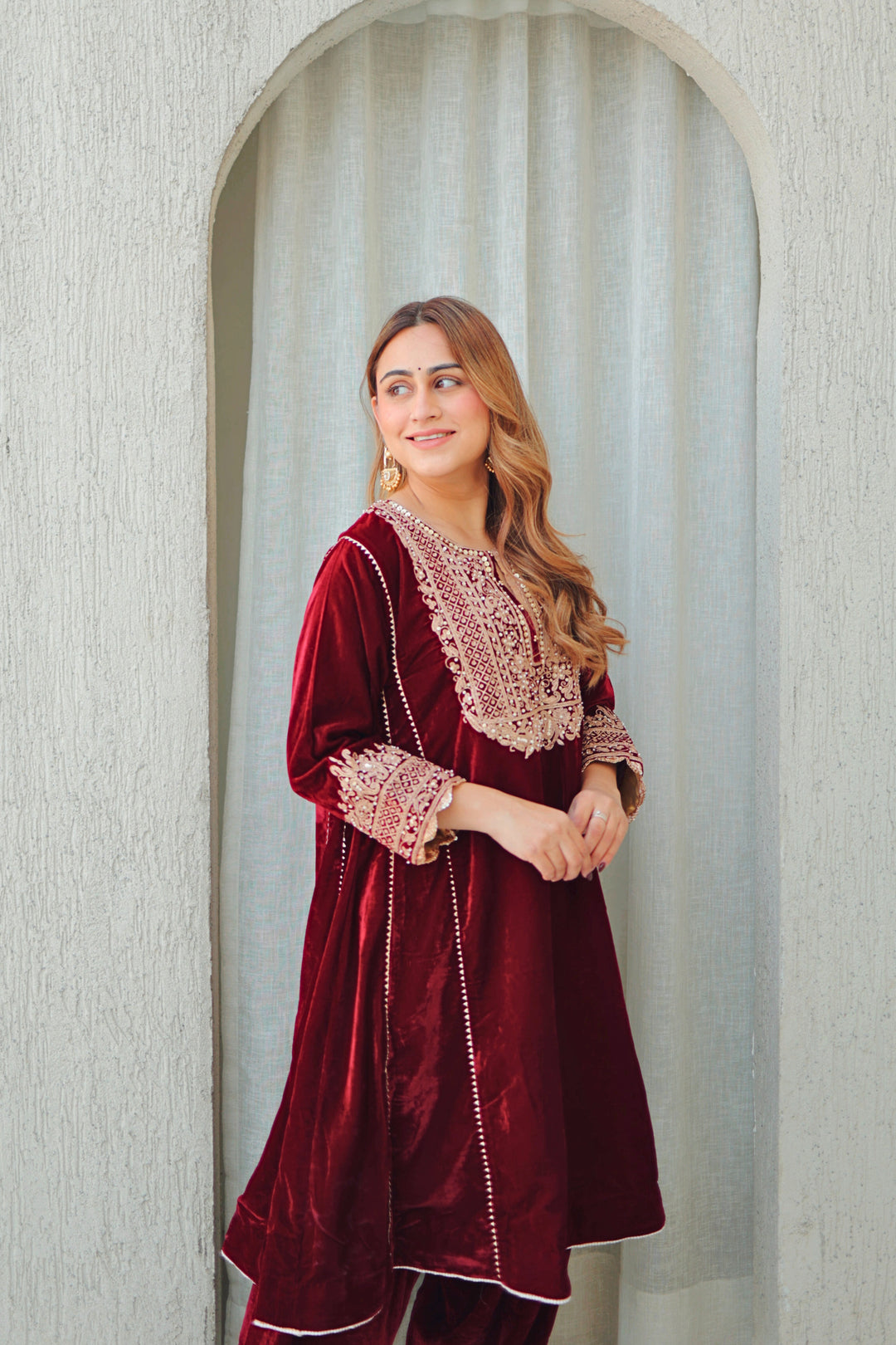 nisreen- short kalidaar chauga with salwar