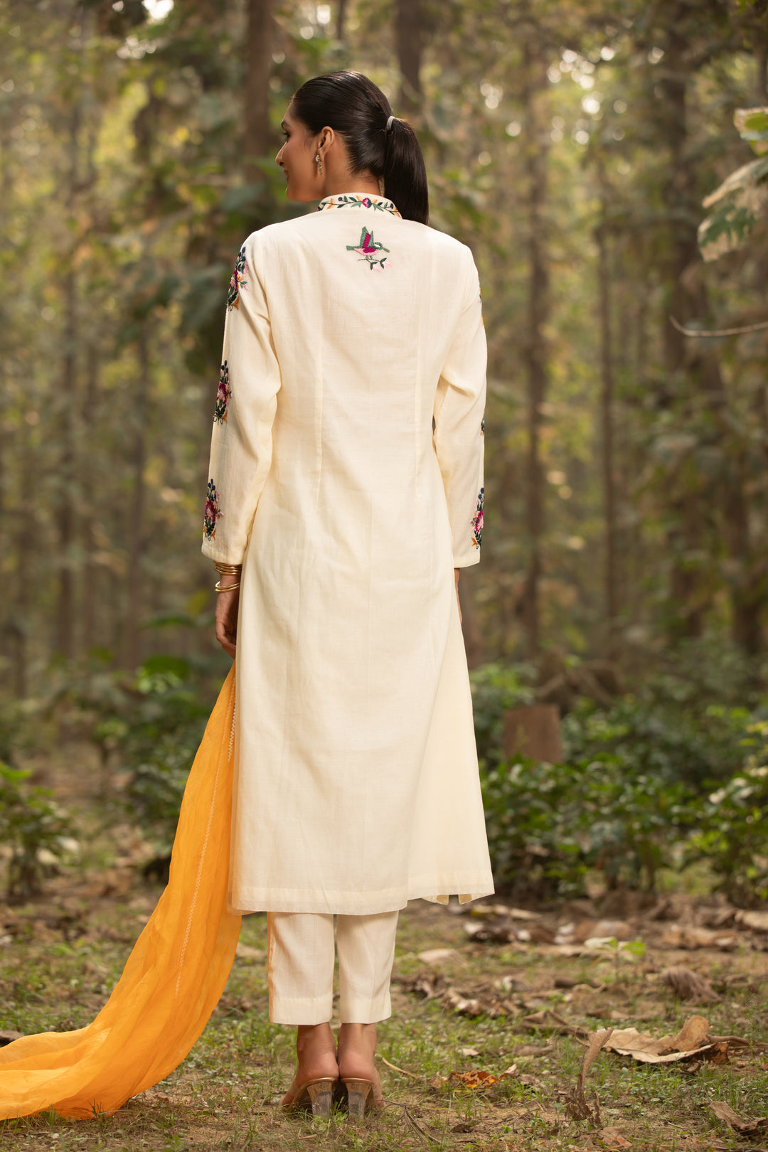 naayab kurta set