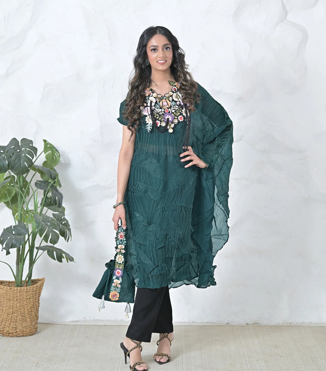 Phool-Patti Tassels Neckpiece Light Teal Crinkled Cape Set