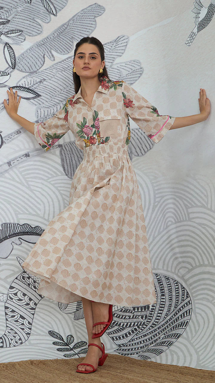 Beige Check Flower Crop Shirt With Beige Check Skirt
