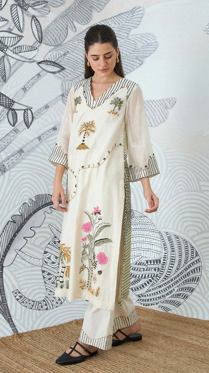 Mountain Embroidery Kurta With Pants