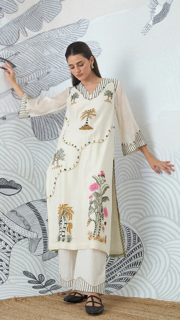 Mountain Embroidery Kurta With Pants