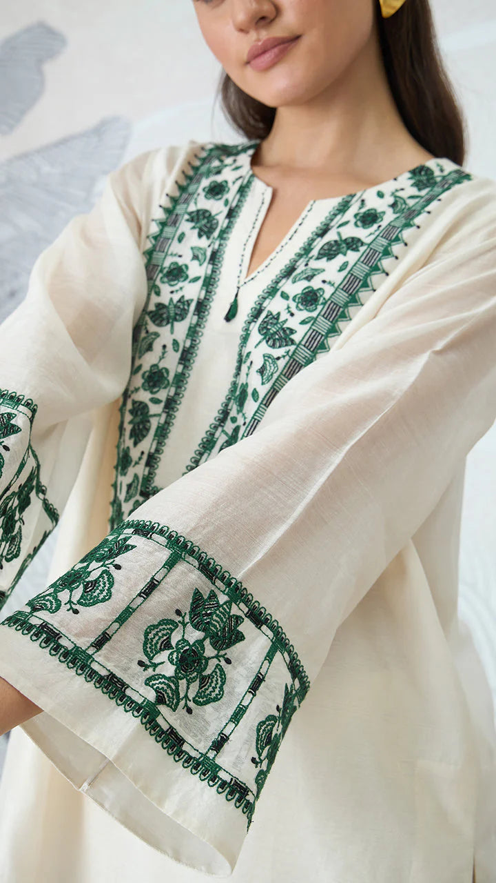 Green Yoke Embroidery Short Tunic With Pants