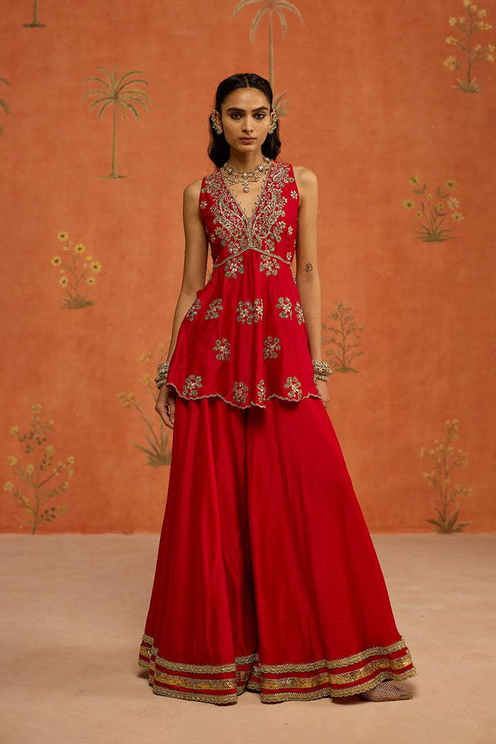 Yuvika Sharara Set