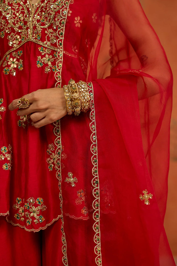 Yuvika Sharara Set