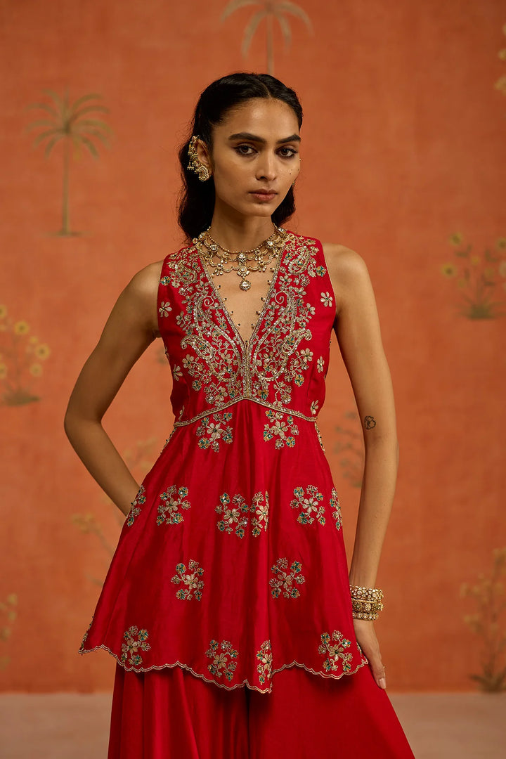 Yuvika Sharara Set