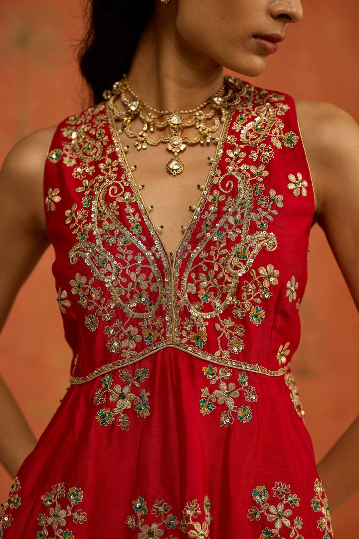 Yuvika Sharara Set