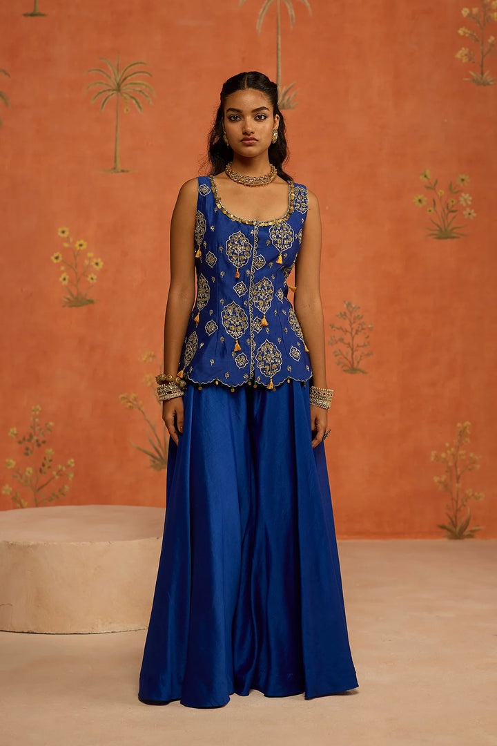 Naira Sharara Set