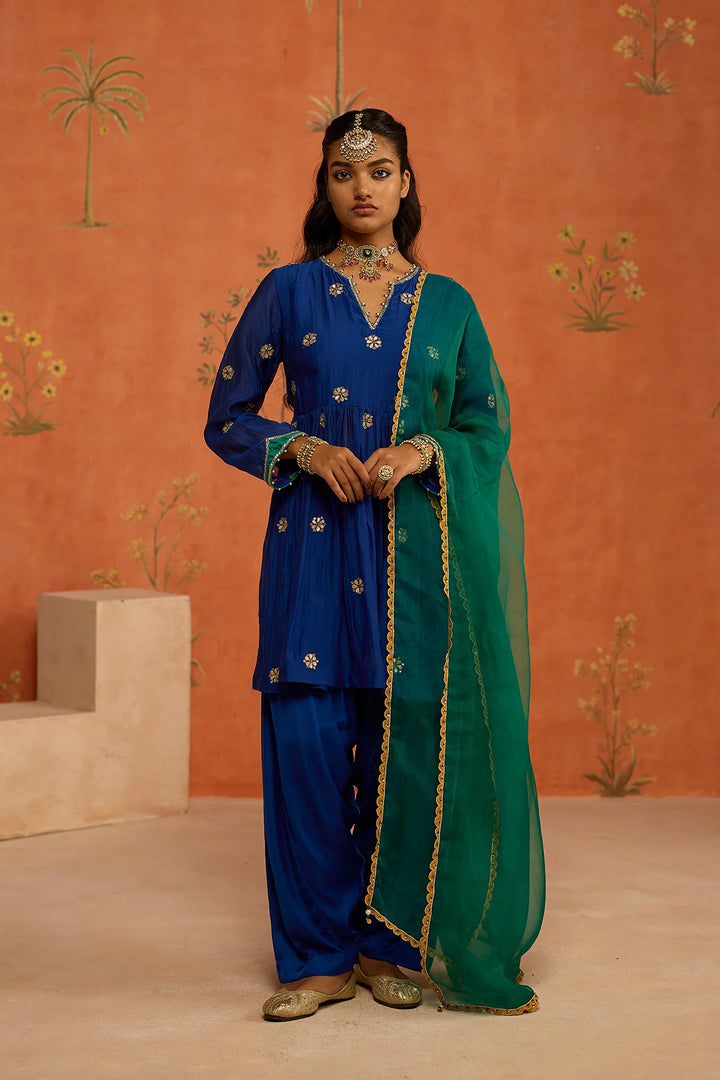 Ojasvi Kurta Set