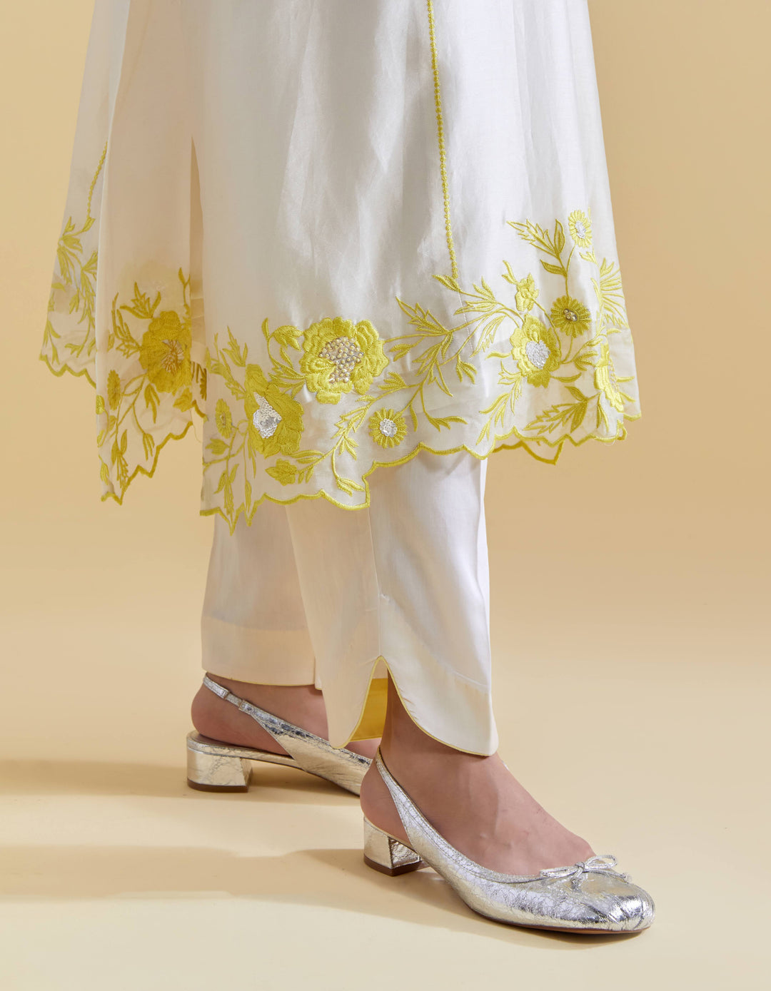 Ivory V Scallopped Neck Kurta Set with Floral Thread Embroidery in Lime
