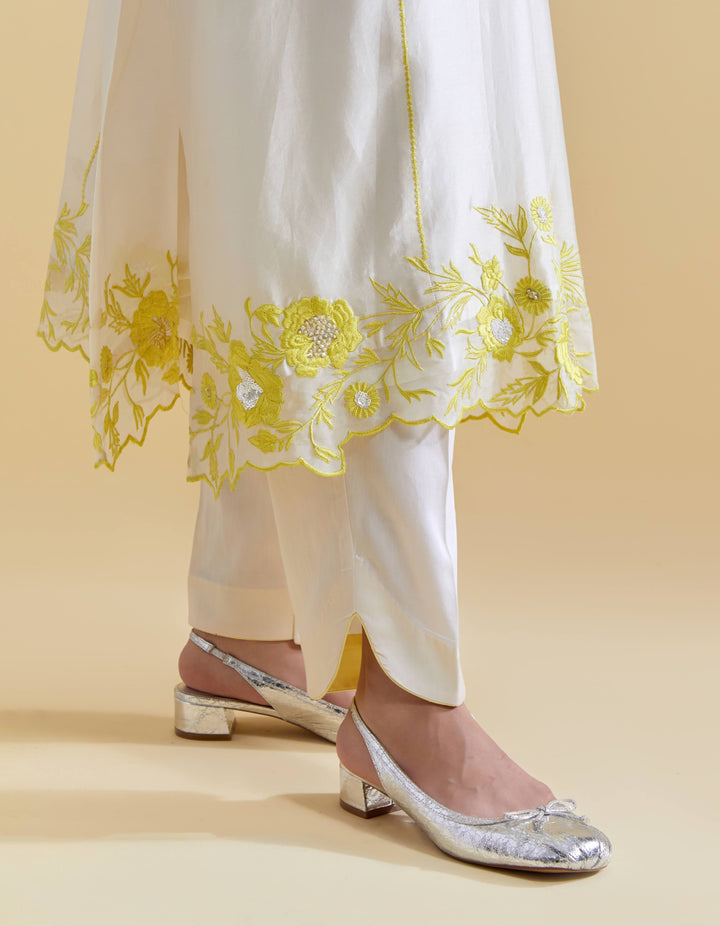Ivory V Scallopped Neck Kurta Set with Floral Thread Embroidery in Lime