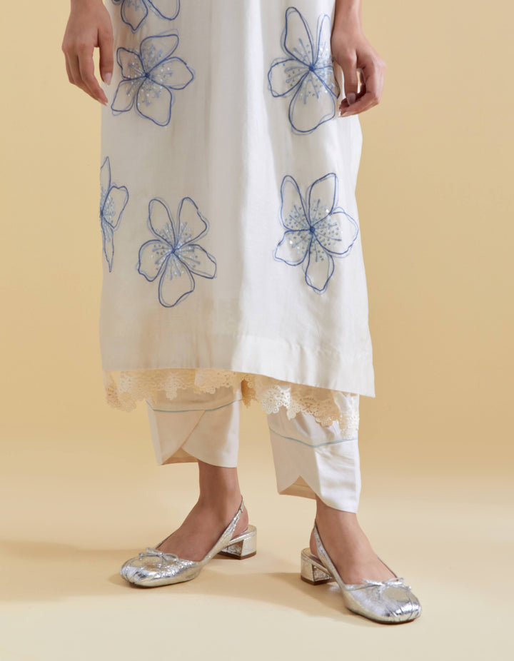 Ivory Kurta Set in Chanderi Floral Embroidery in Ivory and Blue
